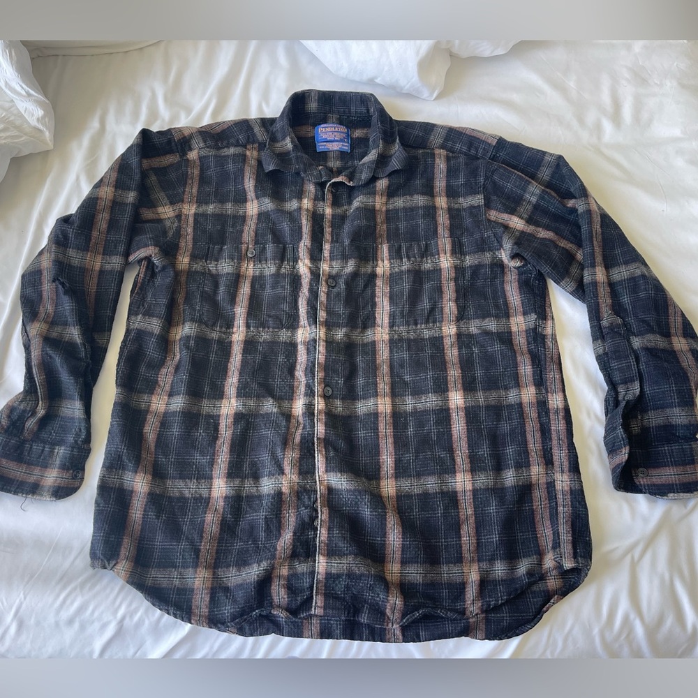 DAMAGE Vintage Pendleton plaid Wool Shirt Size: L Long Sleeve